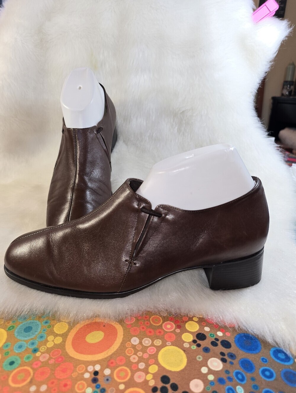 Women's Munro American Brown Leather High-Vamp Loafer Pumps